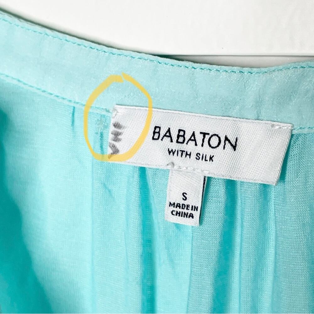 Babaton Aritizia Split Neck Silk Front Cap Sleeve Blouse Aqua Blue Size Small - Picture 9 of 9